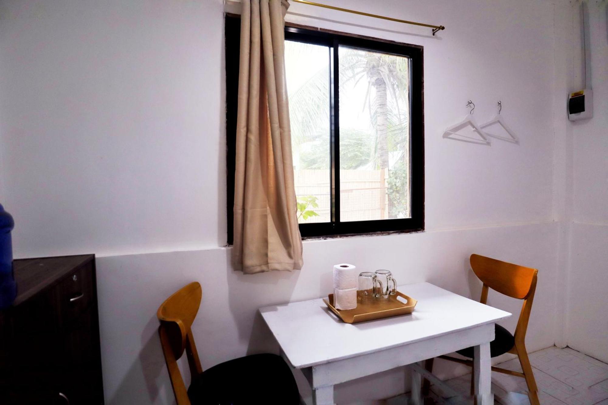 Ocean Breeze Hostel By Daily Sweet Moalboal Exteriér fotografie