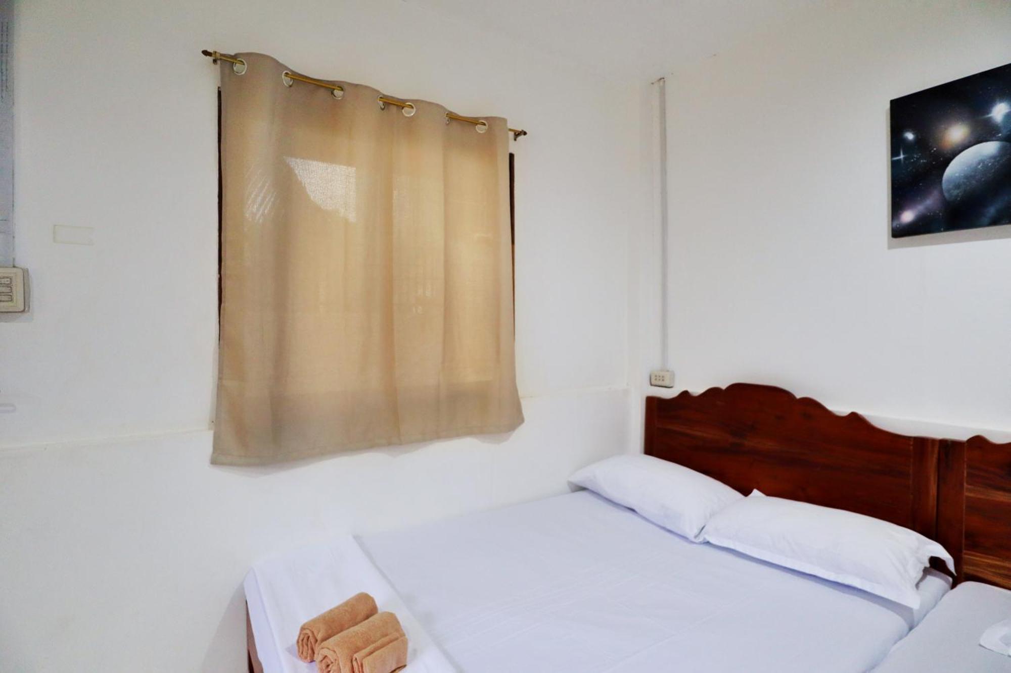 Ocean Breeze Hostel By Daily Sweet Moalboal Exteriér fotografie